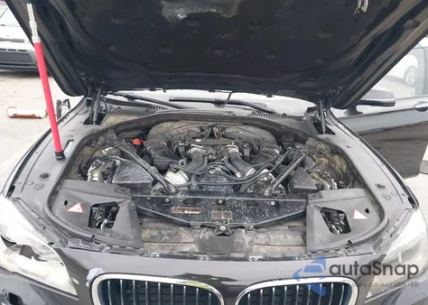 2013 BMW 750Li z USA, uszkodzony, nr VIN WBAYE8C52DD131825